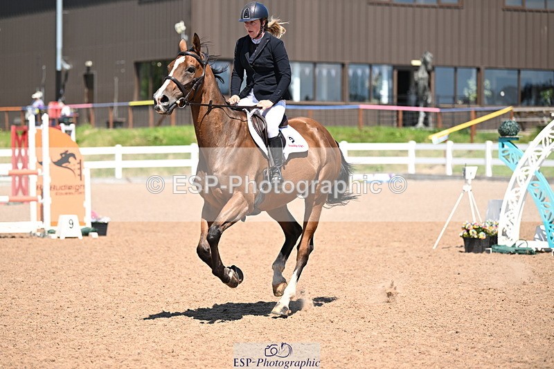 240728A-140855-09389 - Cls 36 1.05m Amateur Qualifier