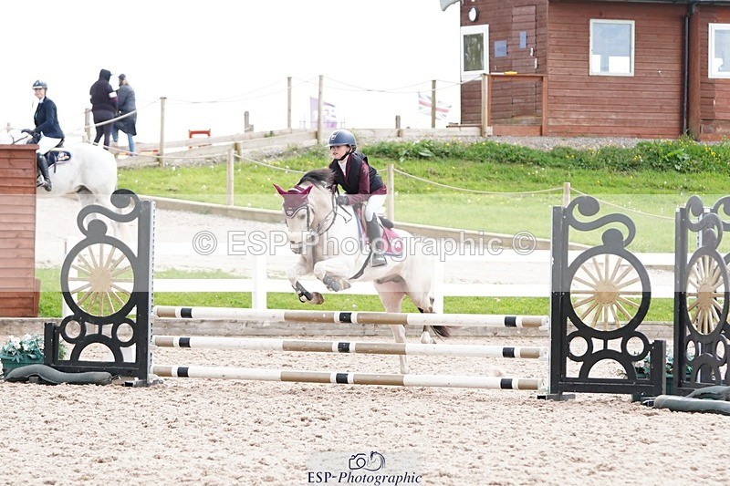 250505-124112-04351 - Cls 20+21 Club and Schools 70cm