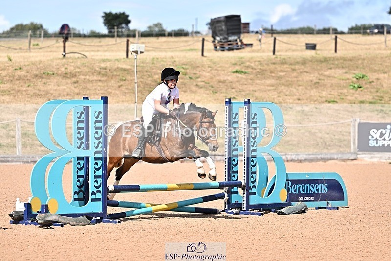 260804-154235-00147 - Clear Round