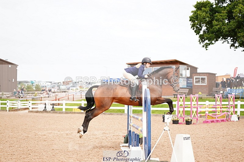 240803A-141930-08455 - Cls 38 1.05m Amateur Qualifier