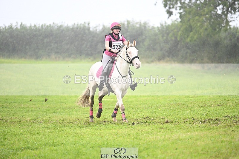 240901A-161755-11069 - 576-Tabitha.Bluck-PENDANN.REEF