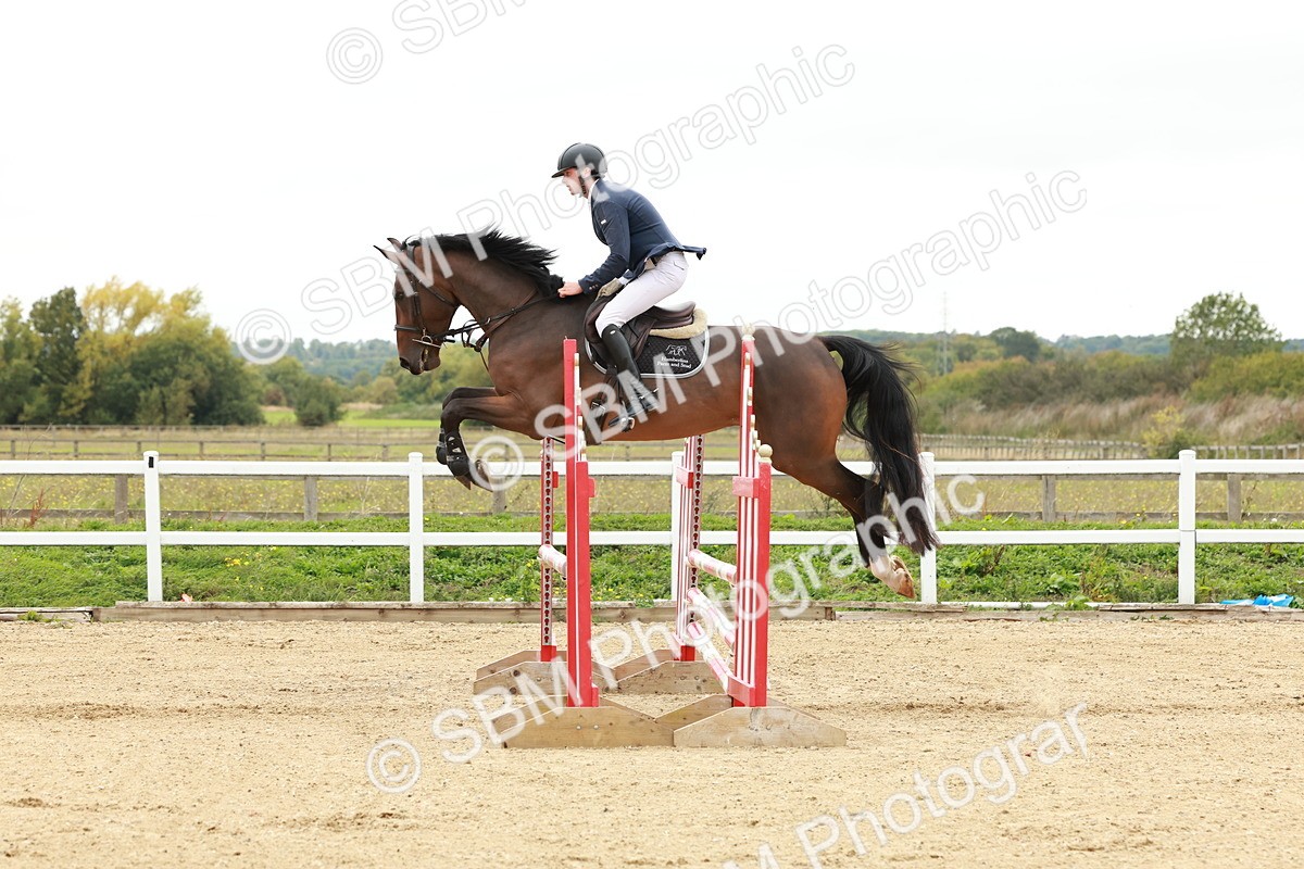 1I0A7014 - Class 2 - Senior British Novice