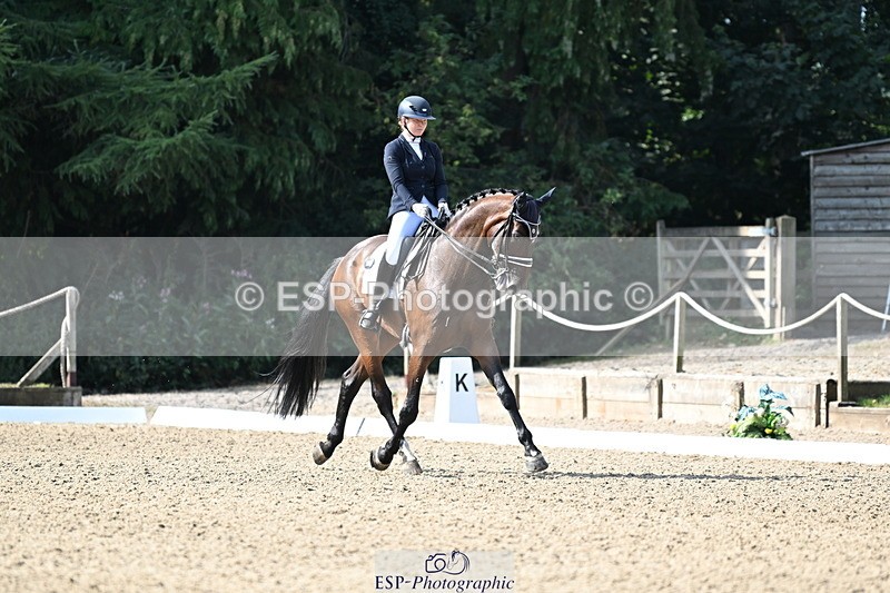 250810A-101706-05075 - 161-Elizabeth.AllenFreestyle.R