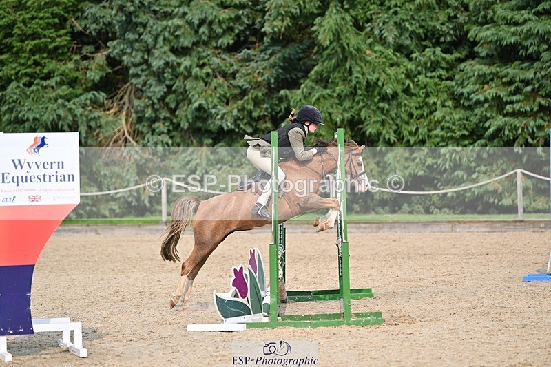 240818-161832-05396 - Cls 13 Pony Intro 70cm