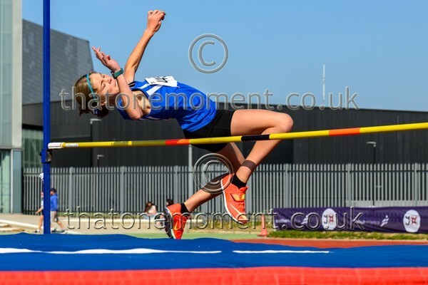 Age25SUN-918954 - Field Female Set One