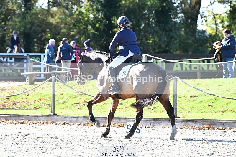 231110-120521-00570 - Cls 3 Novice 22