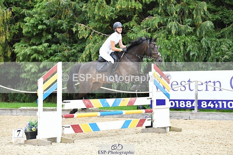 230820-113051-00559 - 1m - Round 1