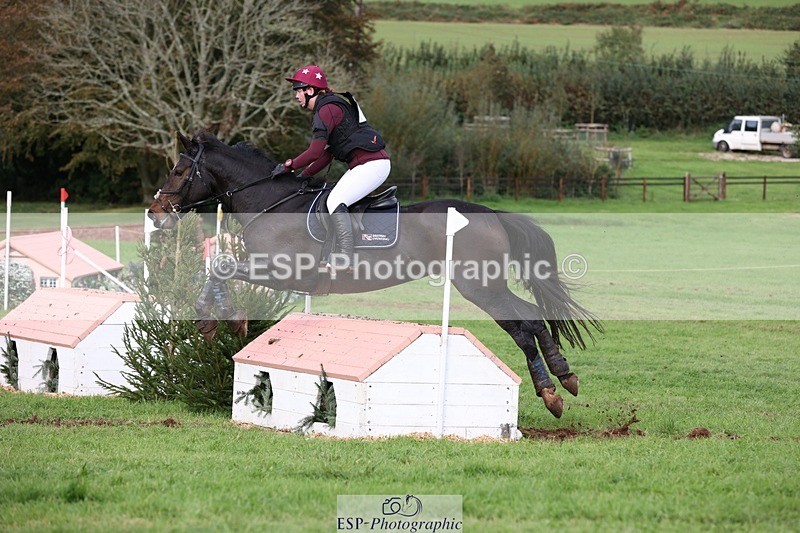 231021-150444-20070 - 483-LOPSHILL.ANNIE-Katie.Timberlake-SC+XC