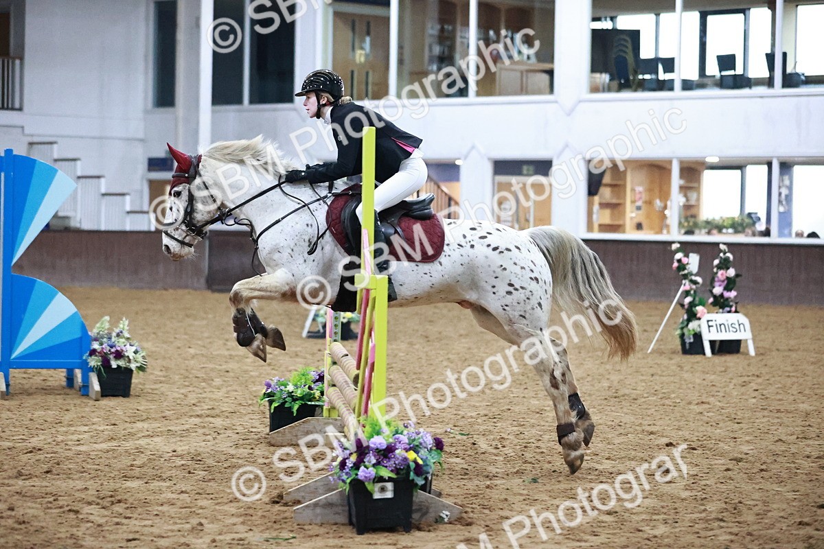 SBM_001659 - Class 9 - Pony Intro 75cm