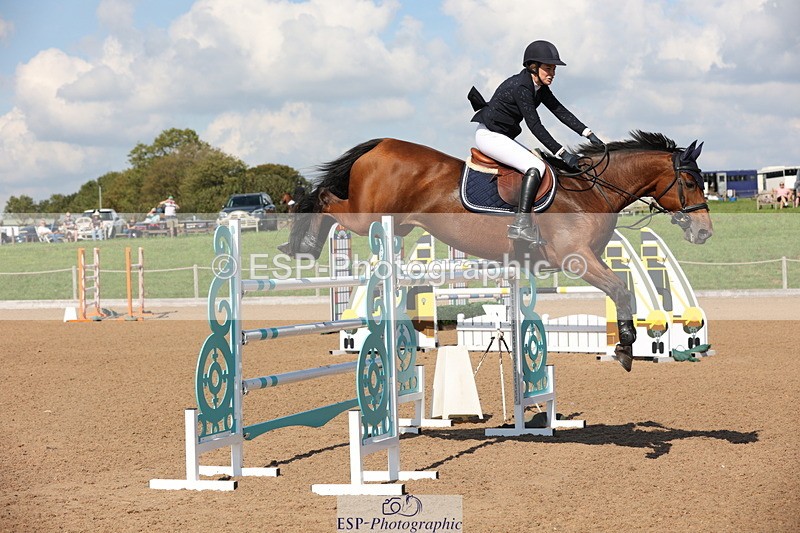 230915A-143201-02616 - Cls 5 National 1.40m