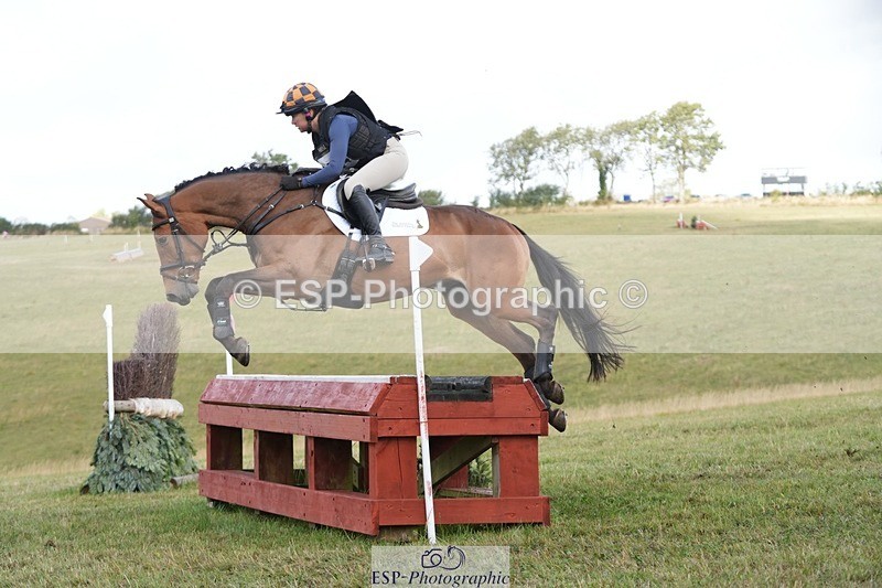 250831-100352-05434 - J-464-Kat.Raybould