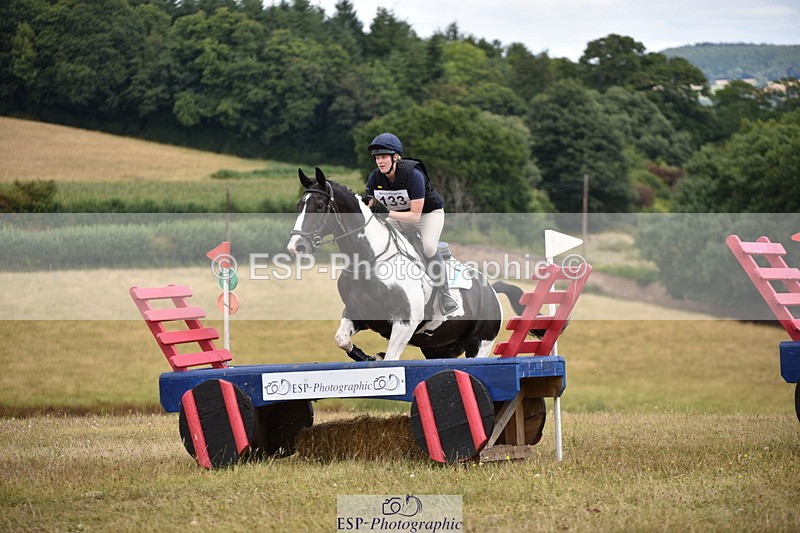 250802A-131020-04485 - C-133-Beatrice.Southcombe-COUSIN.JERRY