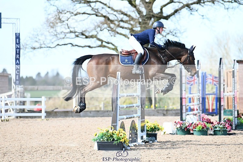 250328-123702-01008 - Cls 3 Snr Foxhunter