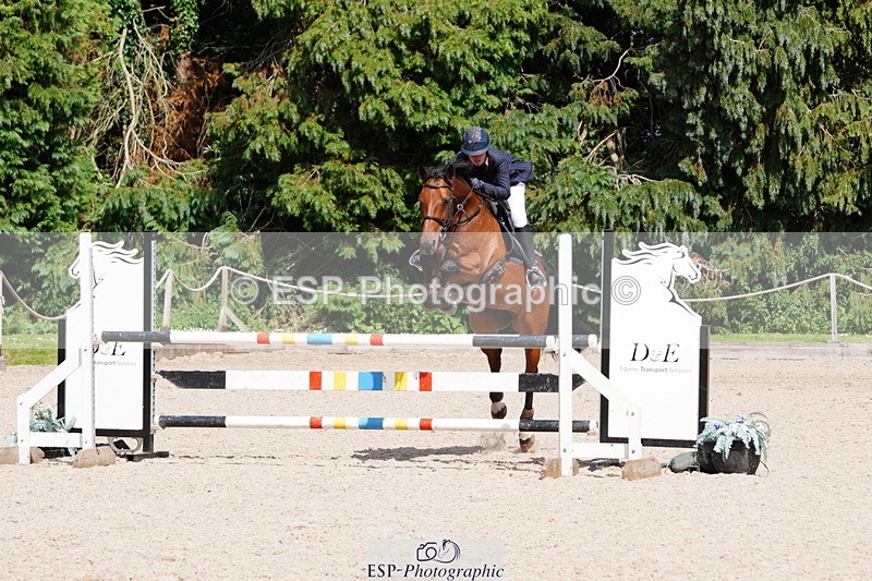 250615A-154956-11888 - Class 49 1m 05 Amateur Qualifier Snr 1m 05