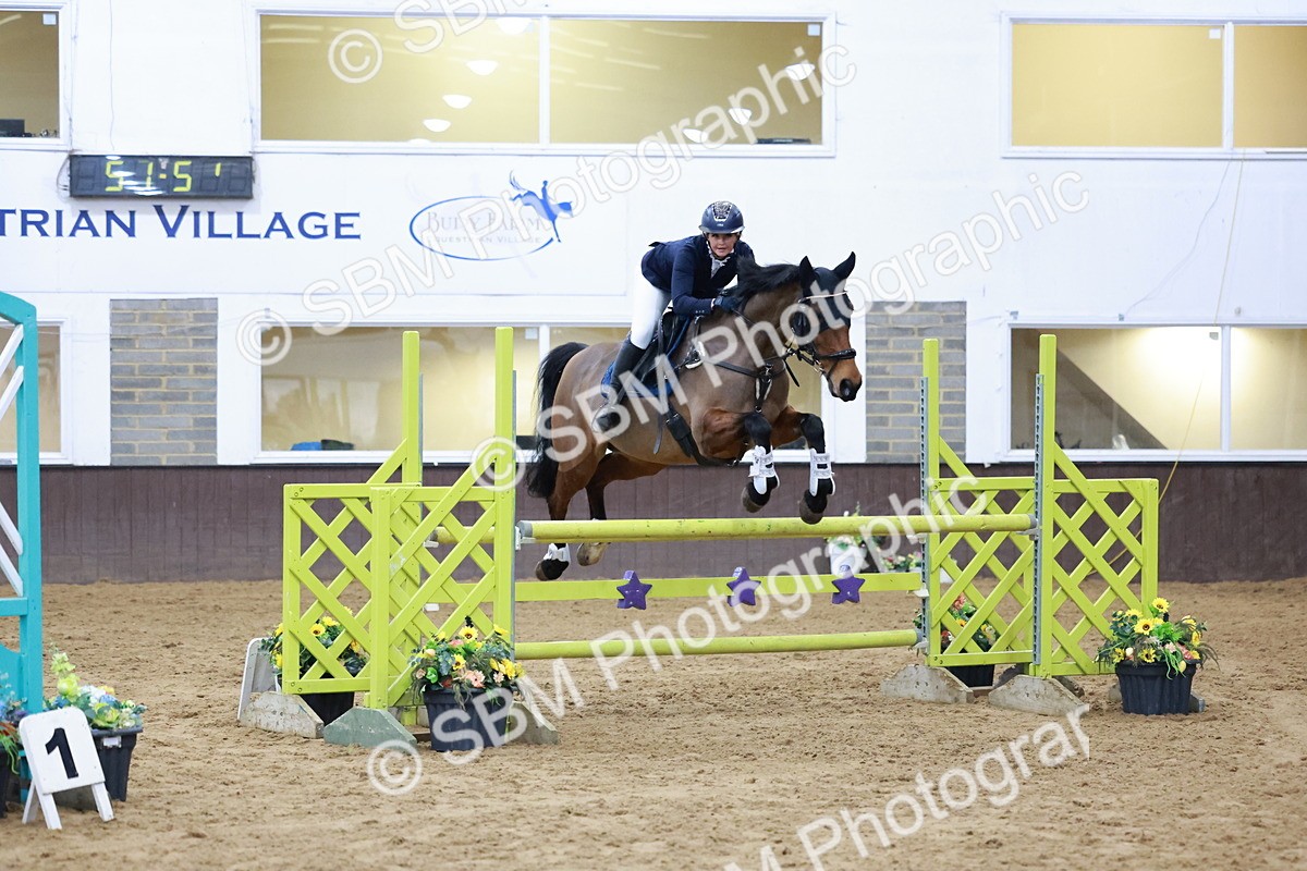 SBM_007475 - Class 24 - Nupafeed Supplements Senior Discovery/ 1m Open