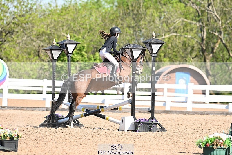 250504-095505-01767 - Cls 13+14 Club and Schools 60cm