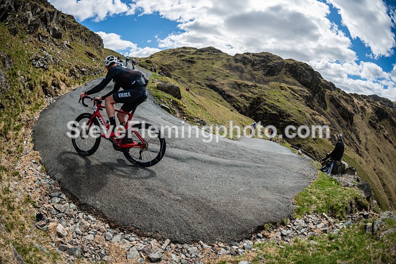114737 - Hardknott Hairpin 11.00 - 12.00