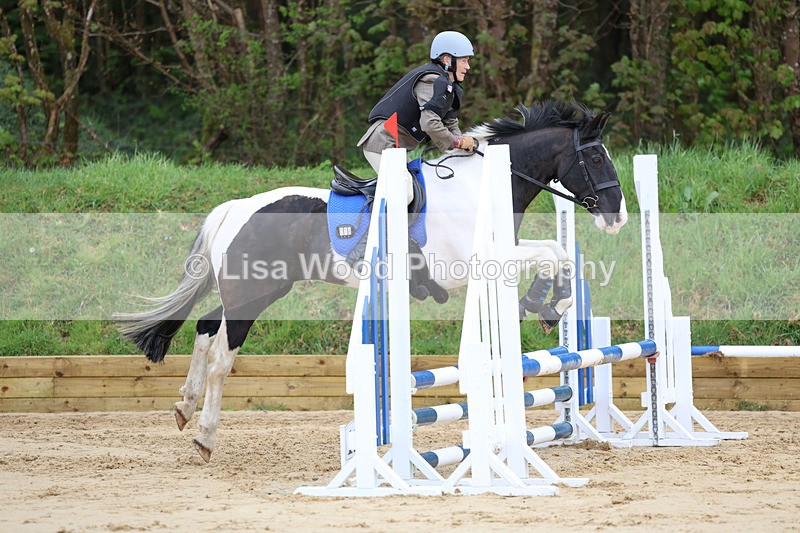 3E7A8101 - Class 2: 70cm