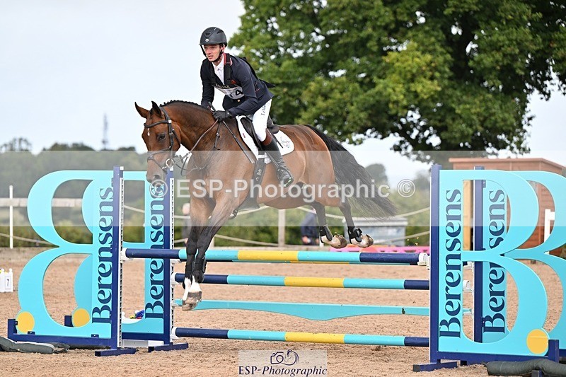 250831-114126-07884 - H-374-Tom.Jackson