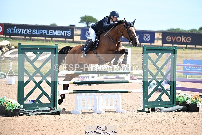 260802-125354-10919 - Cls 51 Chard 5 year olds Jump Off