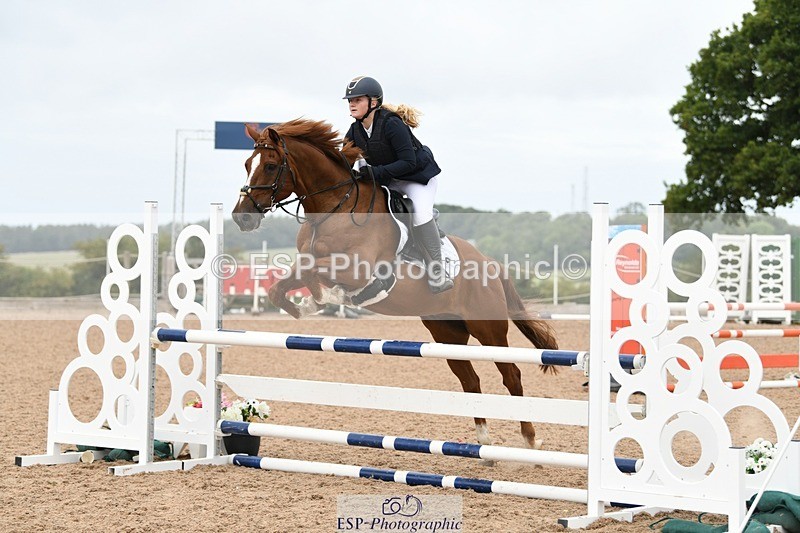 250807-113757-00719 - 1m Round 1