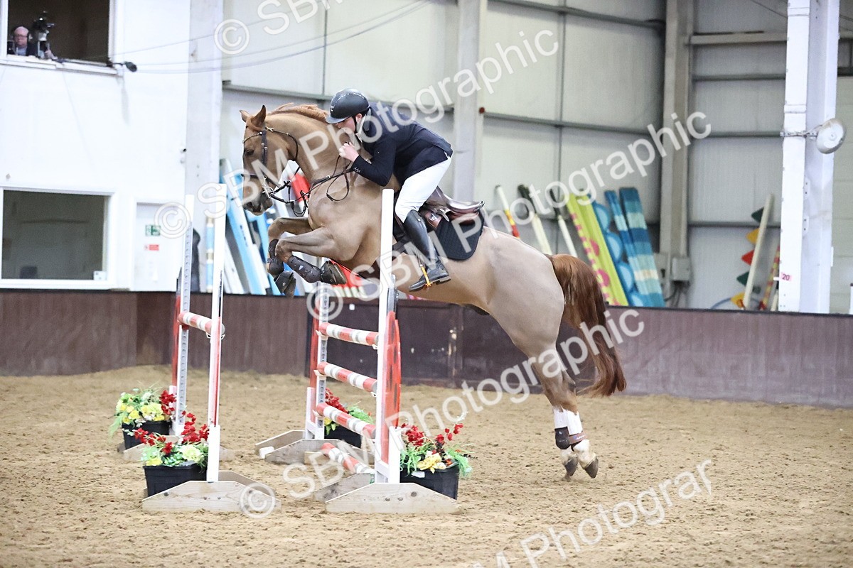 SBM_005348 - Class 17 - Senior Newcomers 1.10m