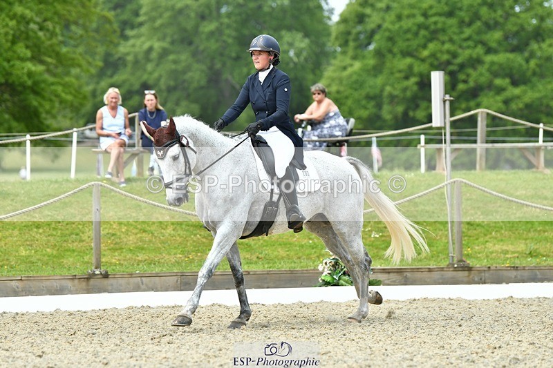 230525-114637-04099 - 203-DHI_CHILLI_START-Sophie_Hodgson-WEDTrotUp+DR