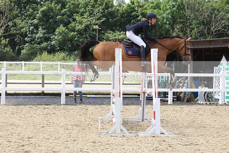 3E7A4852 - Class 4: Senior British Novice/90cm open