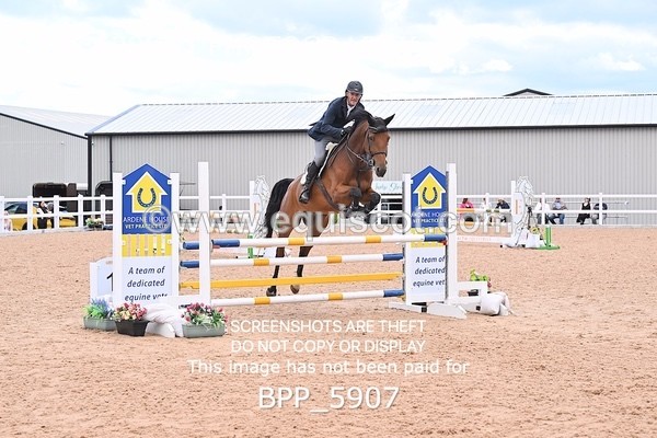 BPP_5907 - CLASS 10 THURS Nupafeeds Senior Dicovery/1m open