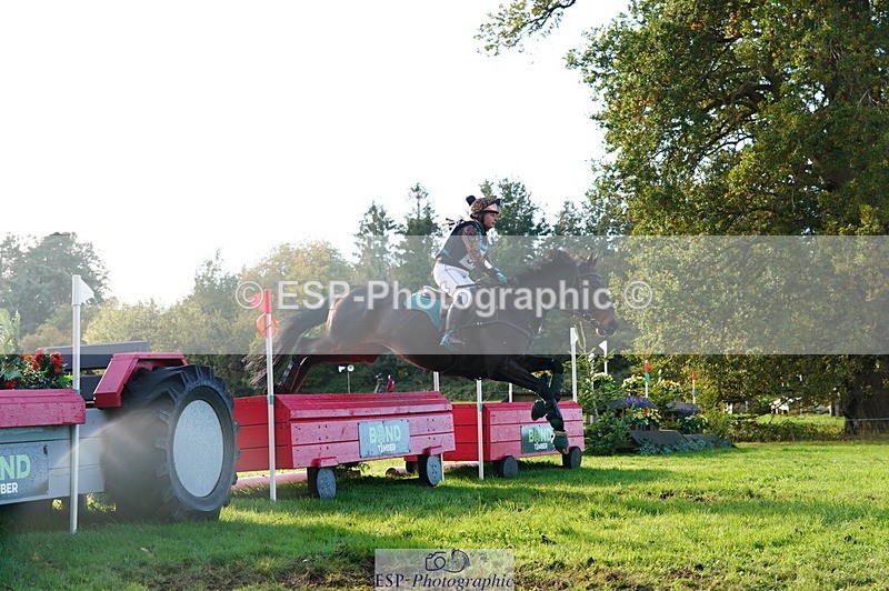 251025A-141636-20989 - G-507-Dominique.Kinnaird-Ainley