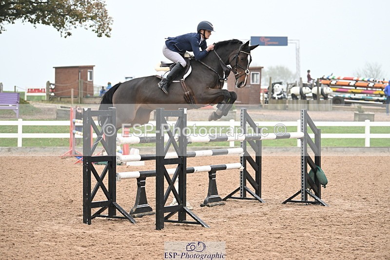 241102A-122242-04537 - SAT Cls 15 Foxhunter and 1.20m Open