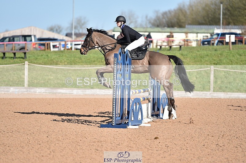 240306A-103056-00781 - Cls 1 British Novice and 90cm Open