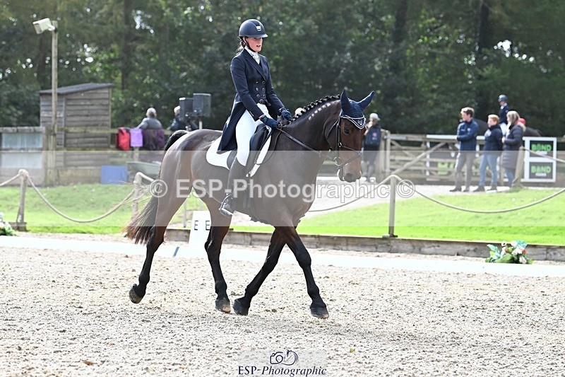 231019-142322-04156 - 052-SHANNONDALE.COURAGE-Georgina.Beeby.Wynn-DR