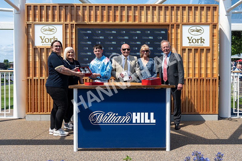 230526-Race 1-Lord Roxby-9597 - Race 1 13.30pm William Hill Keep Your Raceday Positive Handicap