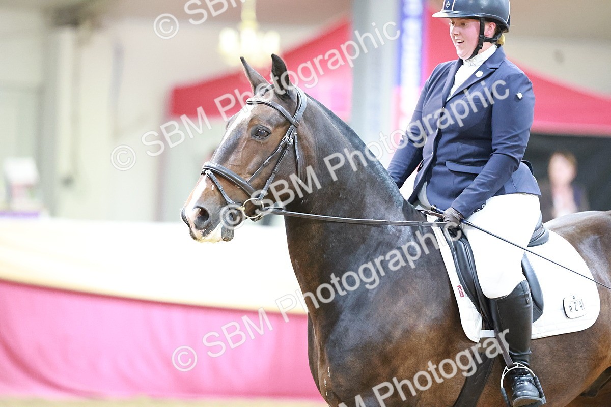 SBM_09266 - Class 61 - Dressage to Music