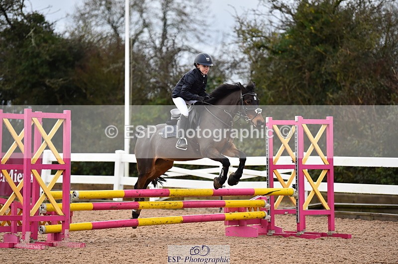 231203A-094120-00040 - Cls 1 Intro 70cm