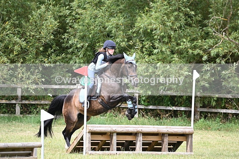 WJ6_6377 - 60cm XC Time 10:17 to 10:49