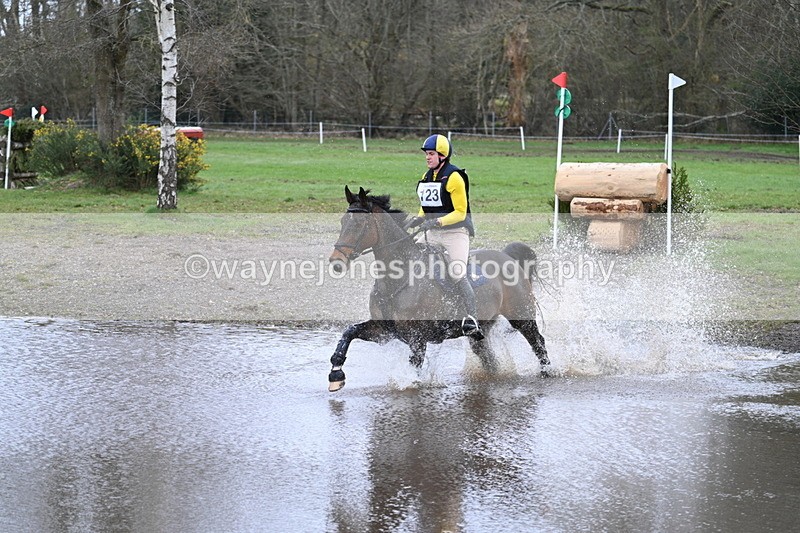 WJ7_5271 - Time 13:35 to 13:48