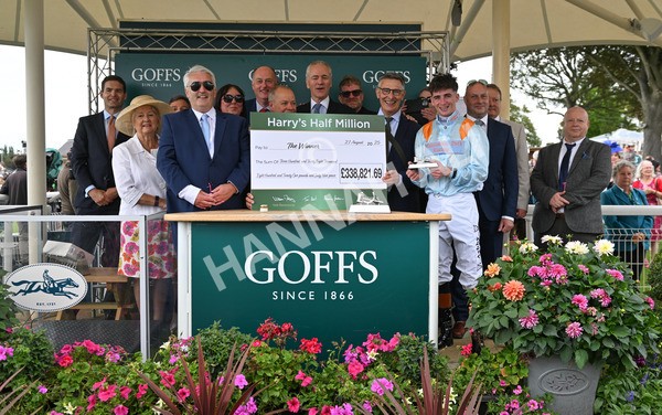 210825-064 Song Of The Clyde - Race 2 2.25pm Harry's Half Million By Goffs