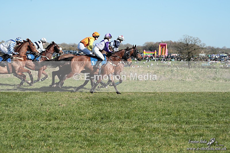 PtP 210326 493 - VWH Cirencester Races 21/03/26