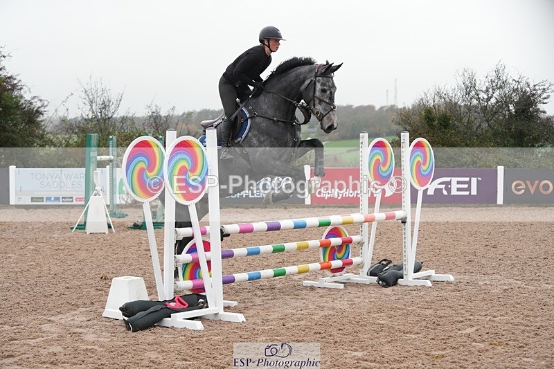 251107-095355-00130 - Cls 2 British Novice and 90cm Open