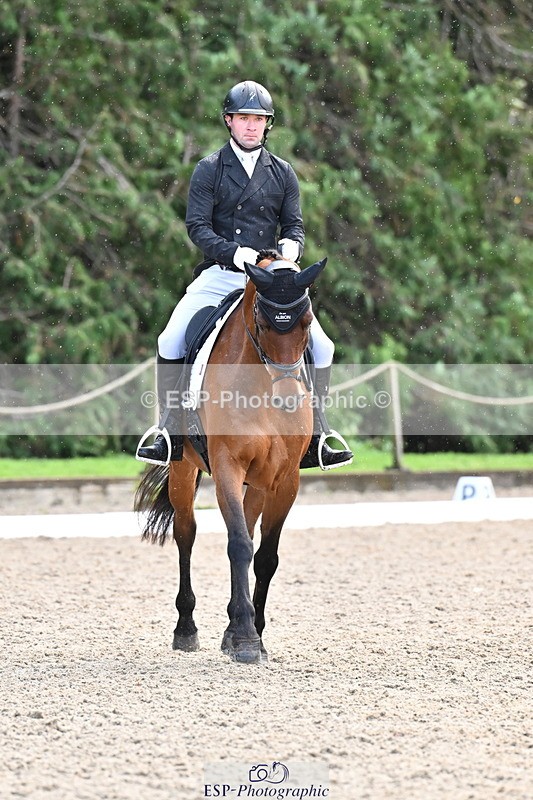 251023A-151737-05381 - C-255-Rupert.Batting