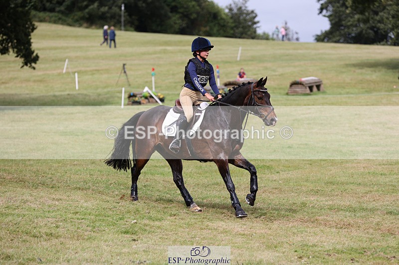 240825X-160846-36415 - 80cm XC 15.30 to 16.30