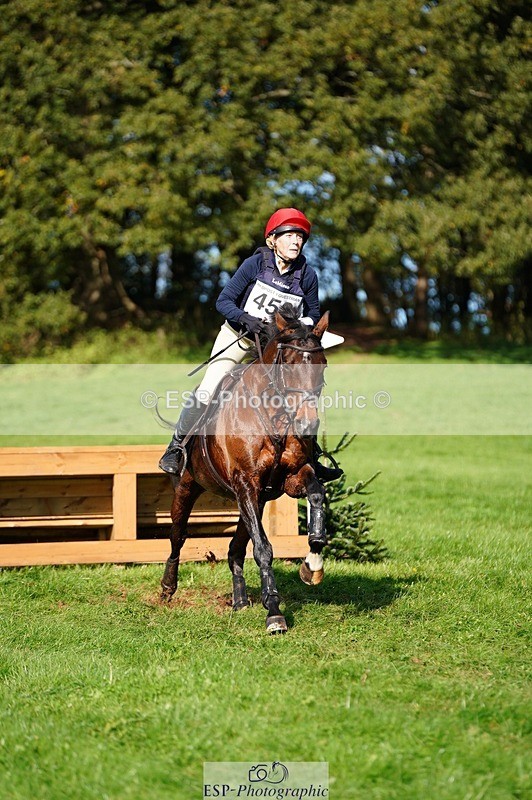 241026-130544-13615 - 453-Caroline.Davies-HAPPY.H