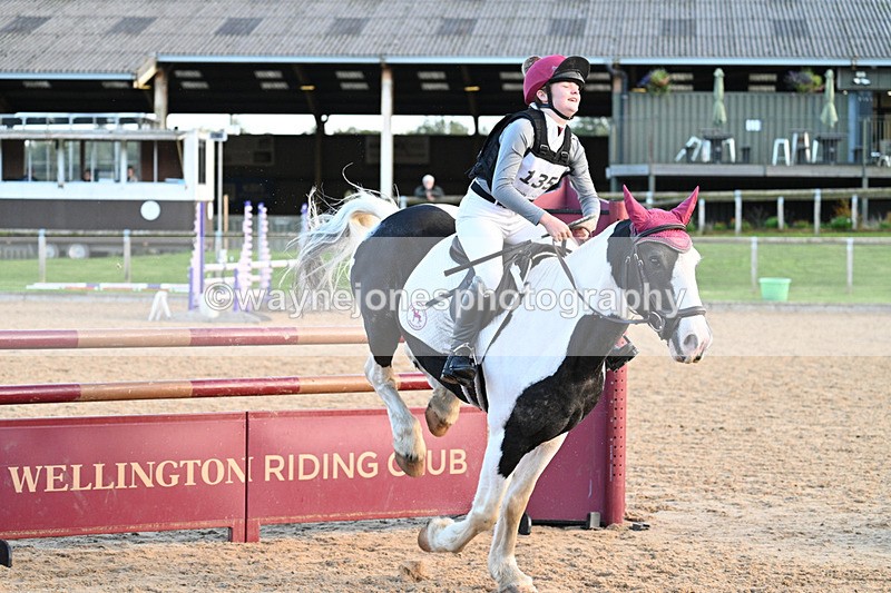 WJ7_7123 - Time 17:12 to 17:30