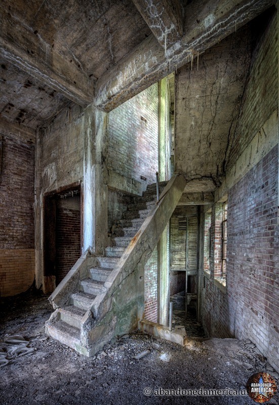 Abandoned Abbattoir - Matthew Christopher's Abandoned America