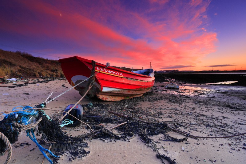 Red Boat at sunset,  South Gare, Redcar.    ref 1555 - North Yorkshire and Cleveland