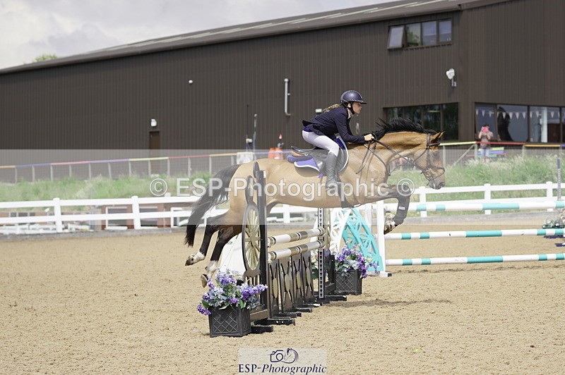 230625A-145642-04459 - Cls 12 Children on Horses 95cm + 1.15m