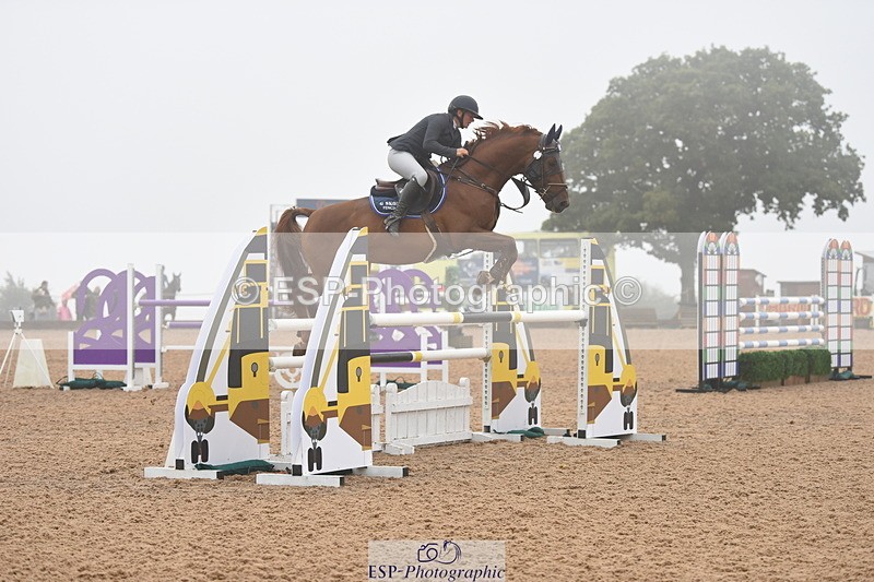 230916A-101432-03752 - Cls 14 Snr Foxhunter