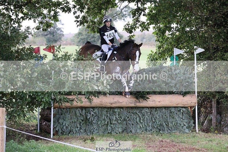 231020-134721-09178 - 103-BEECH.HILL.KIKO.CLOVER-Harriet.Blair-XC